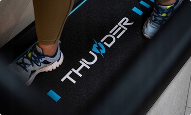 Електрична бігова доріжка Thunder ICON до 140 кг
