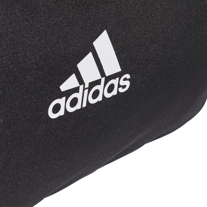 Дорожня спортивна сумка adidas Tiro M, середній розмір
