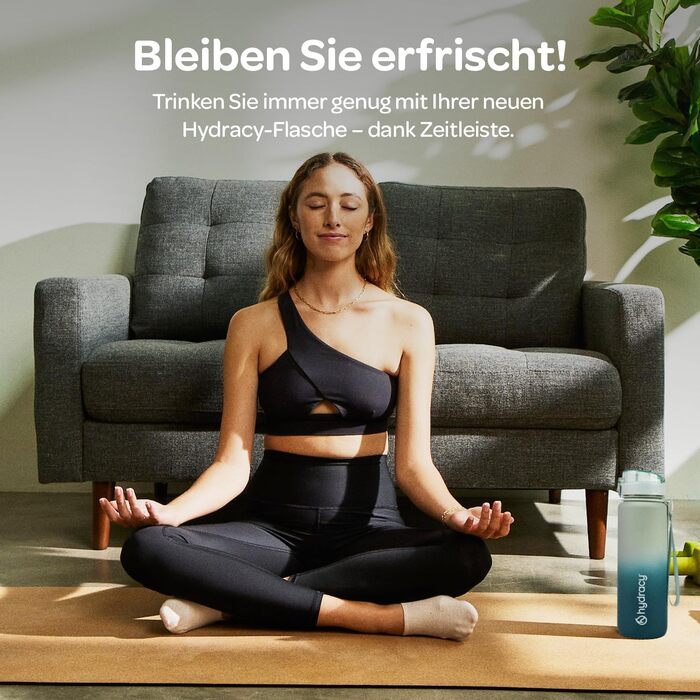 Водяна пляшка Hydracy 1л з вставкою для фруктів - спортивна, BPA-free, з таймером, противитікання, без конденсату, салатово-блакитна