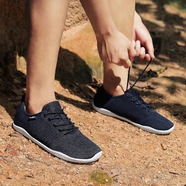 Geweo Взуття для пішохідної ходьби без шкарпеток для жінок та чоловіків. Легкі дихаючі кросівки з широкою передньою частиною та плоскою підошвою. Розміри 37-47, синій.