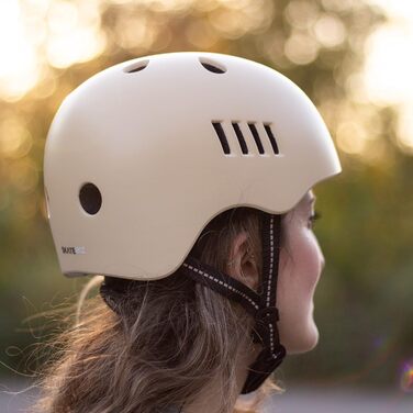 Дитячий велосипедний та скейтборд шолом SKATEWIZ L (57-61 см), пісочний, легкий, 8 дизайнів, німецький виробник