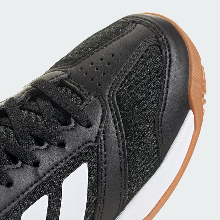 Дитячі кросівки для залу adidas Ligra 8 Indoor, Core Black/Cloud White, розмір 36 EU