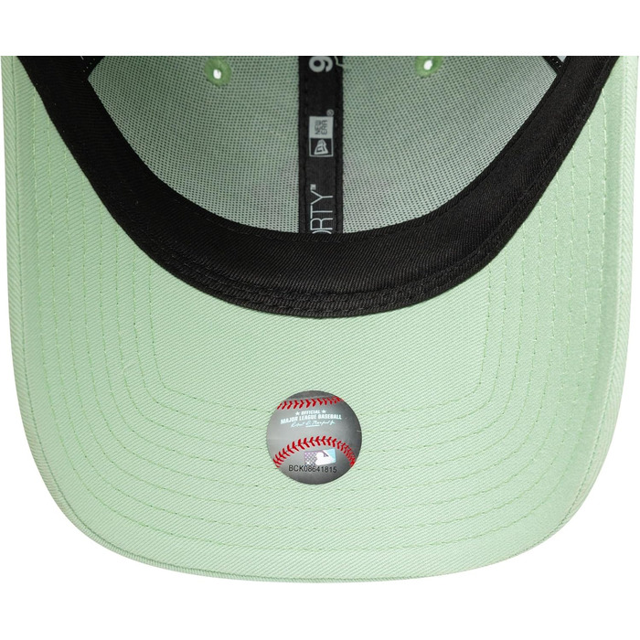 Кепка New Era New York Yankees MLB League Essential 9Forty Чорно-червона, універсальний розмір