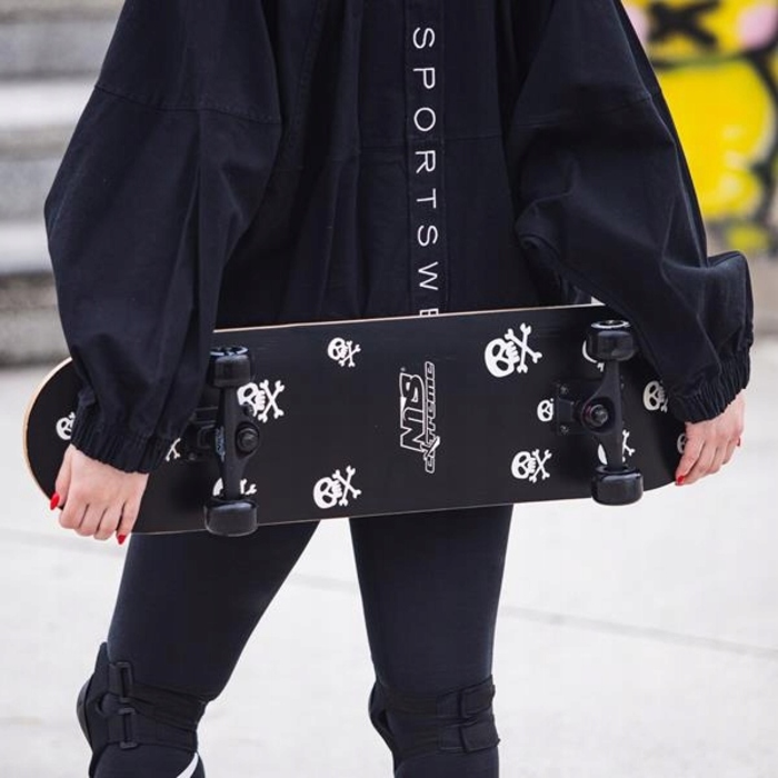 Скейтборд Skulls ABEC7 78x20 см CR3108SA Nils Extreme, PU колеса