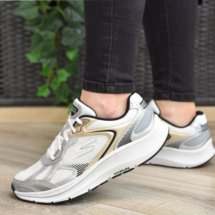 Кросівки Skechers Go Run Consistent 2.0 Volt для жінок, 39 EU, білі зі срібляними вставками, шкіряні