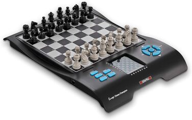 Шаховий комп'ютер MILLENNIUM Europe Chess Champion M800 з 7 іграми для дітей і початківців, дорожній набір з відсіком для фігур