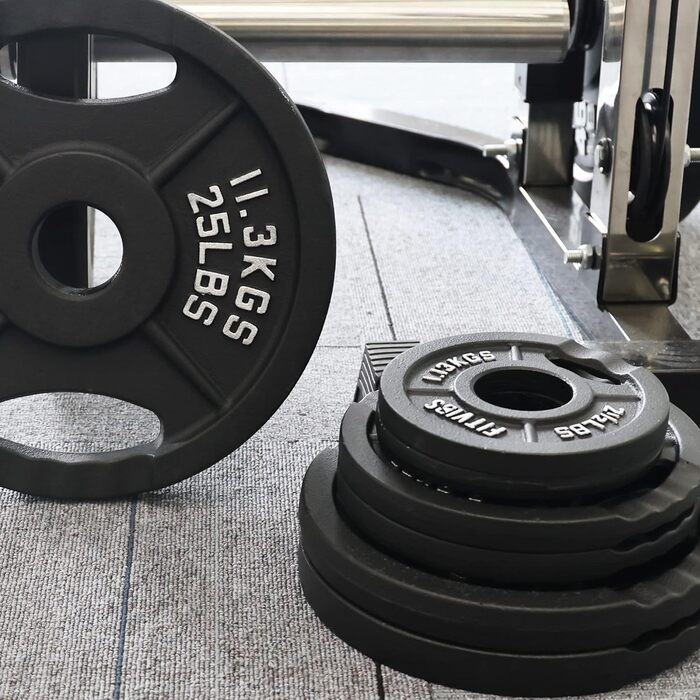 Олімпійський диск із чавуну Signature Fitness, 5,1 см, 20,4 кг, пара, для силових тренувань і важкої атлетики, двома отворами