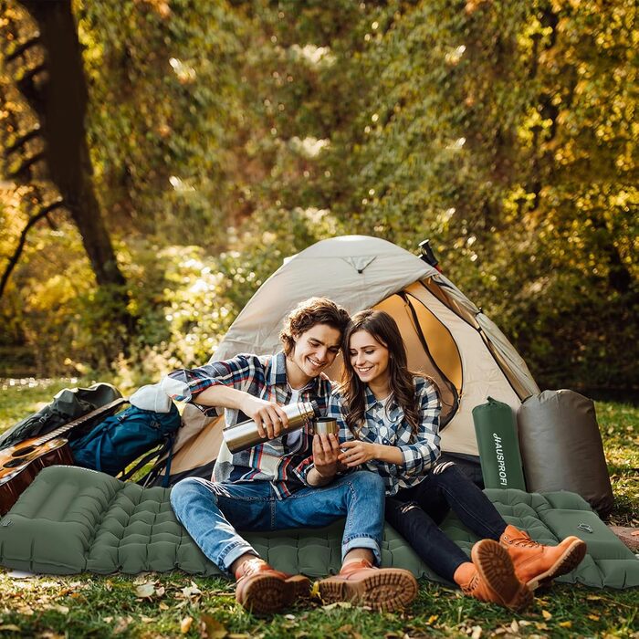 Килимок туристичний самонадувний HAUSPROFI, Ultraleicht, для кемпінгу, з помпою та подушкою, армійний камуфляж