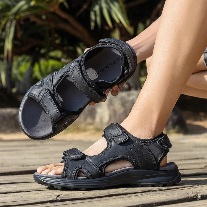 Чоловічі сандалі FLARUT для туризму та відпочинку на природі. Легкі сандалі з натуральної шкіри, чорного кольору, розмір 40 EU. Ідеальні для літа та активного відпочинку.