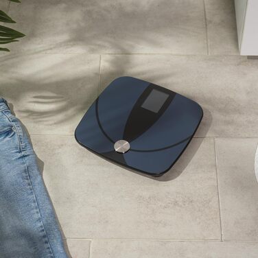 Електронна вага Salter для аналізу складу тіла – розумна вага з мультидисплеєм, 180 кг, 17 показників тіла (вага, жир, вода, м'язи, кістки, BMI, BMR), чорний колір