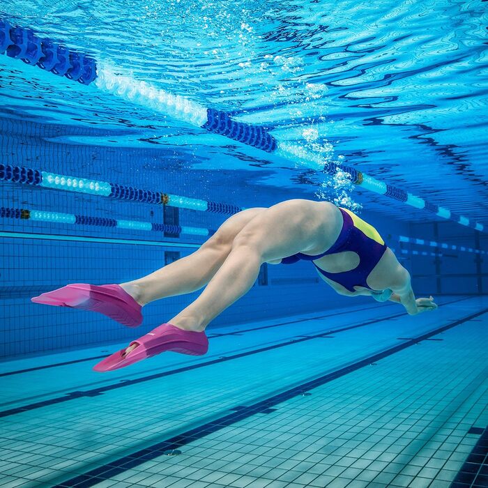 Набір Aqua Speed HIGH TECH короткі плавальні ласти для дорослих і дітей + ULTRAPOWER #SWIM рюкзак, сині, розмір 37/38, тренувальні ласти для плавання та дайвінгу