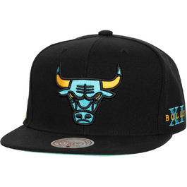 Кепка Mitchell & Ness Snapback NBA Core XI Chicago Bulls чорного кольору