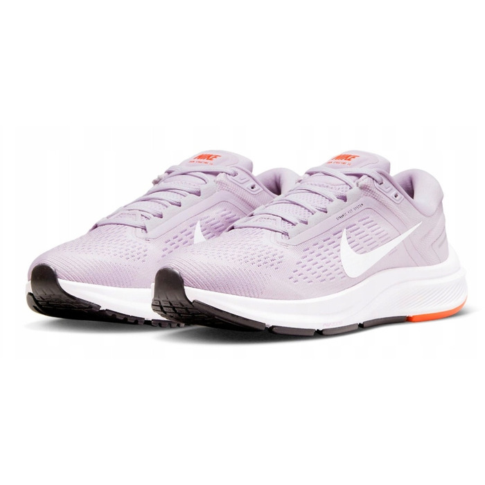 Жіночі бігові кросівки Nike Air Zoom Structure 24, р. 37,5 — спортивні та стильні
