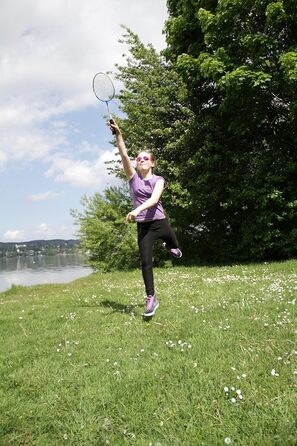 Набір для бадмінтону Talbot-Torro Family: 2 дитячі ракетки 53 см, 2 стандартні, 3 волан, сітка, сумка