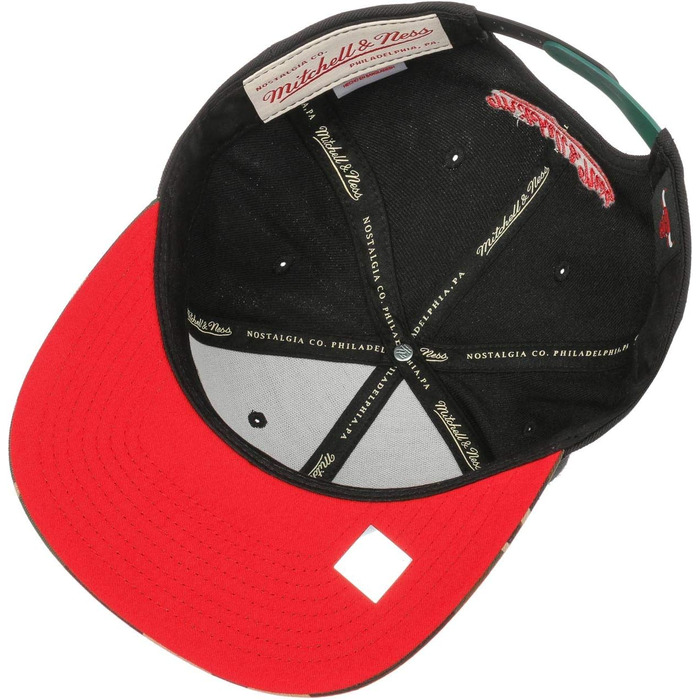 Кепка Mitchell & Ness Chicago Bulls Camo Чорна