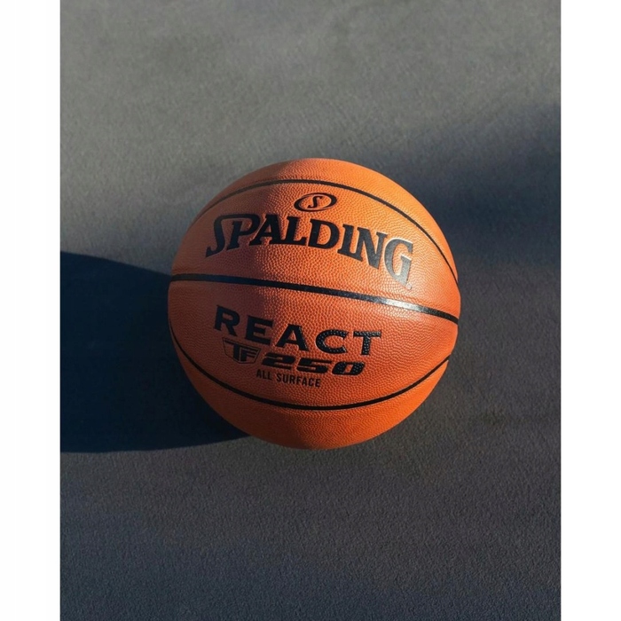 Баскетбольний м'яч Spalding TF-250 FIBA, розмір 7
