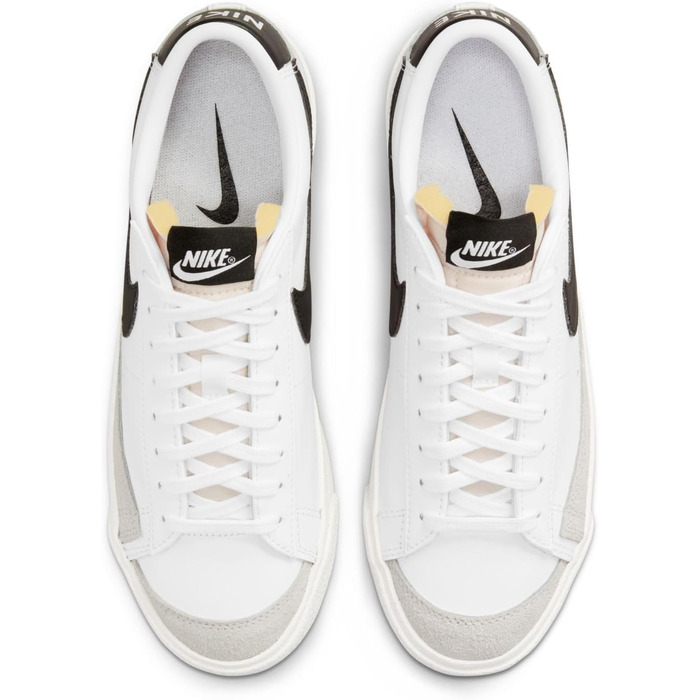 Кросівки Nike Air Zoom Pegasus 38 Shield для жінок, білі, чорні, білий відтінок (EU 37.5)