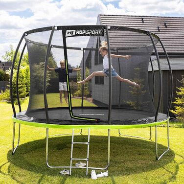 Трамплін Hop-Sport Outdoor – діаметр 244/305/366/427/488 см. Комплект з захисним сіткою, вигнутими ніжками та сертифікатами безпеки. У комплекті: сходи та захисний бордюр (для моделі 366 см)