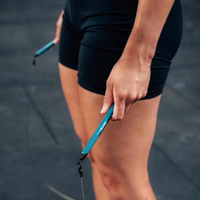 Скакалка для стрибків Velites Cyclone, ультралегка, преміум-дизайн, система 360°, блакитна