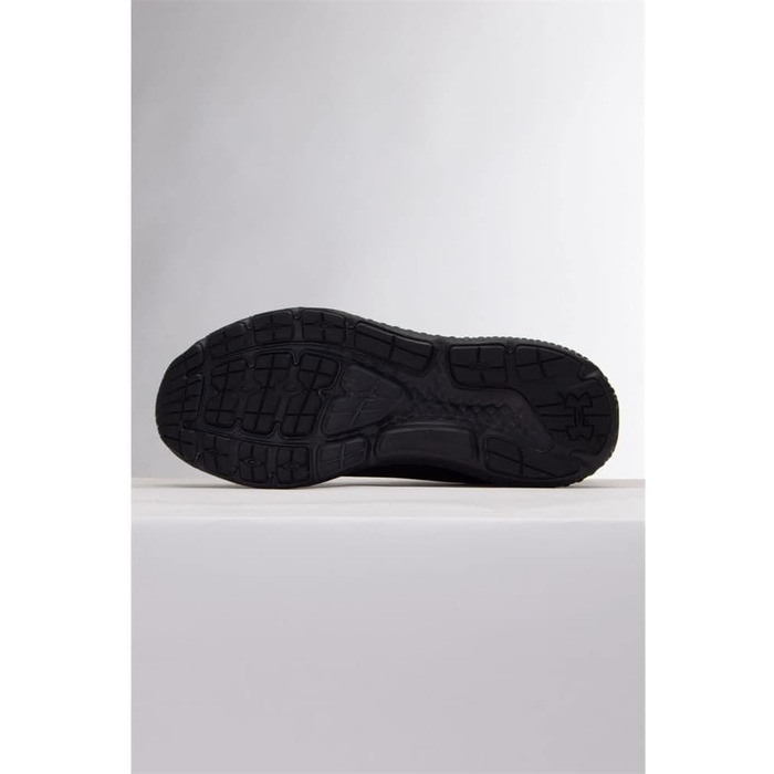 Чоловічі бігові кросівки Under Armour Charged Rogue 3 Storm з технологією Visual Cushioning, чорні, 40 EU