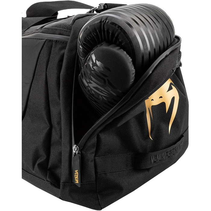 Спортивна сумка Venum Trainer Lite Evo унісекс, чорна з золотом, універсальний розмір