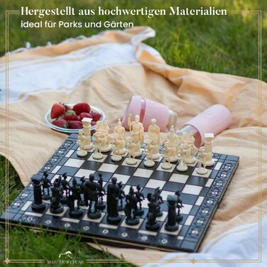 Шахи Master of Chess Black & White Edition, середньовічний стиль, дерев'яна дошка та пластикові фігури, для 2 гравців
