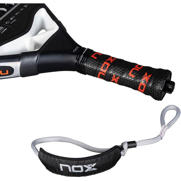 NOX At10 PRO Cup Hard - ракетка для бадмінтону Agustin Tapia 2025