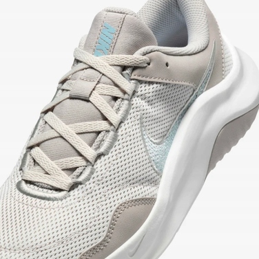 Кросівки жіночі Nike Legend Essential 3 NN, р. 37,5 — зручне та модне спортивне взуття