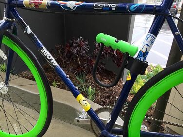 Замок велосипедний ABUS Ultra 410 з кріпленням SH34-H та тросом Cobra 10/120 - рівень захисту 8 (чорний/зелений)