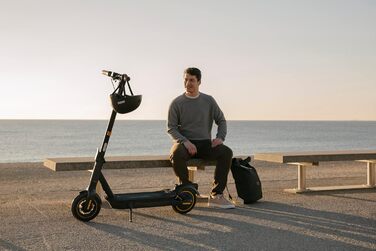 Електросамокат Segway-Ninebot Max G2 E для дорослих, швидкість 25 км/год, запас ходу 70 км, подвійна гальмівна система