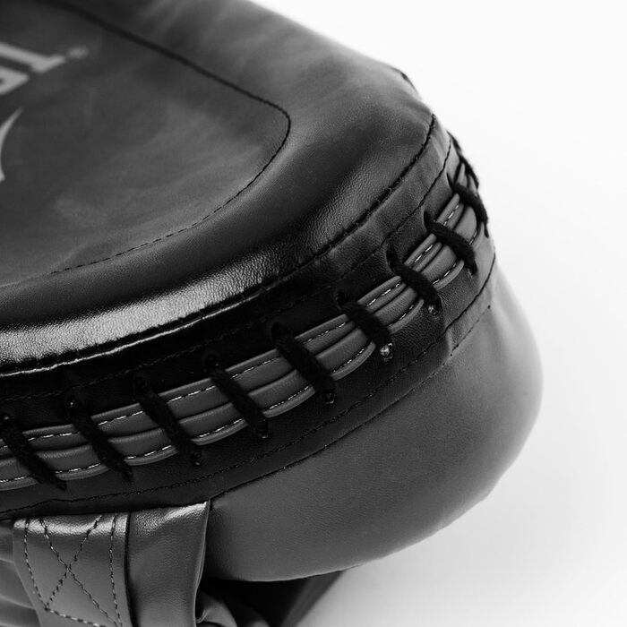 Боксерські рукавички Everlast Powerlock для унісекс, чорні, універсальний розмір