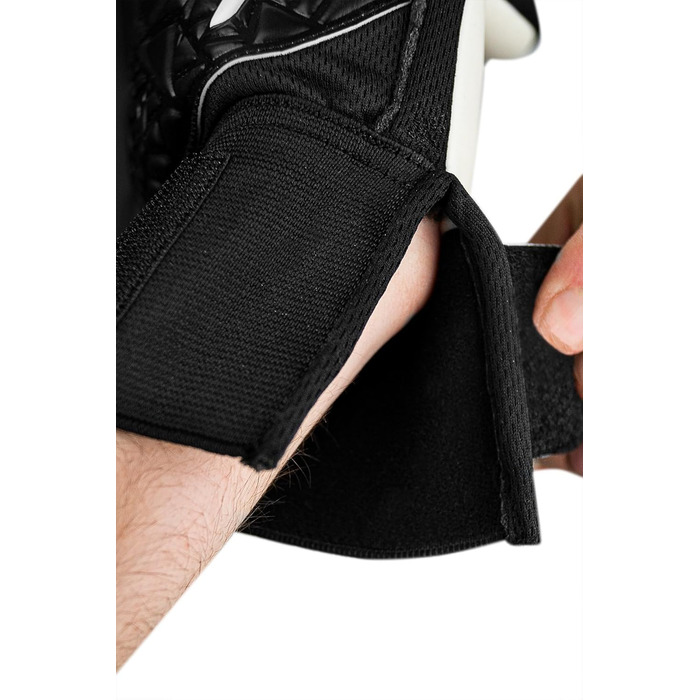 Воротарські рукавички Reusch Attrakt Starter Solid Junior (Чорні, Розмір 5) для дітей та підлітків | Зчеплення, стабільність, тренування, Kunstrasen/Naturrasen/Hartplatz