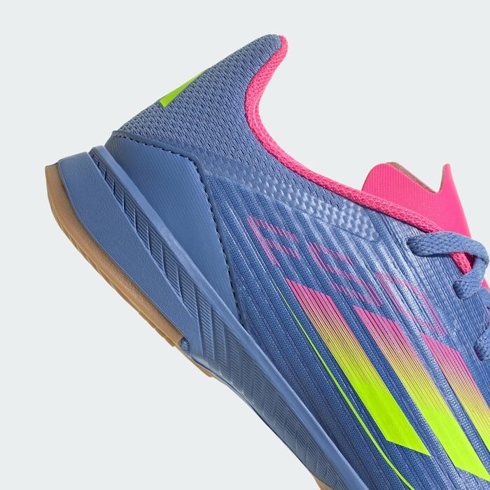 Дитячі футбольні бутси adidas F50 League Indoor (32 EU, Blue Fusion/Lucid Lemon/Lucid Pink)
