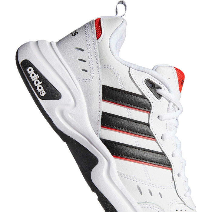 Чоловічі кросівки adidas Strutter — Білі з чорним та червоним (Cloud White/Core Black/Active Red), розмір 43 1/3 EU