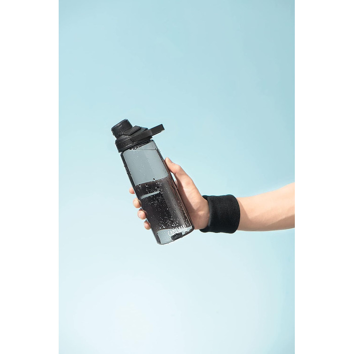 Пляшка для води CAMELBAK Chute Mag 1,5 л, прозора