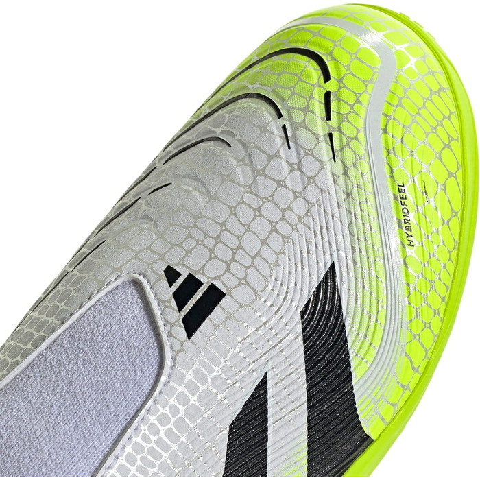 Дитячі футбольні бутси adidas Predator League без шнурівків для газону, розмір 35.5 EU, кольори: білий, чорний, лимонний