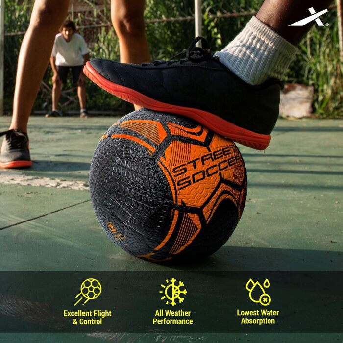 Футбол м'яч Vector X Street Soccer гумовий, машинне зшивання, для тренувань і гри, водостійкий, для юнаків і дорослих, для вулиці та залу